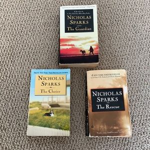 (3) Nicholas Sparks Paperback Books